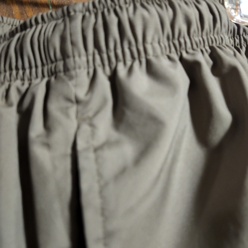 Nylon lined pants - Picture 2 of 3